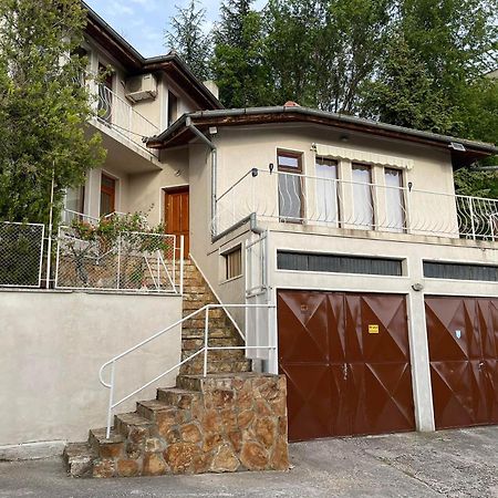 Villa Dechkoni Kavarna Exteriör bild