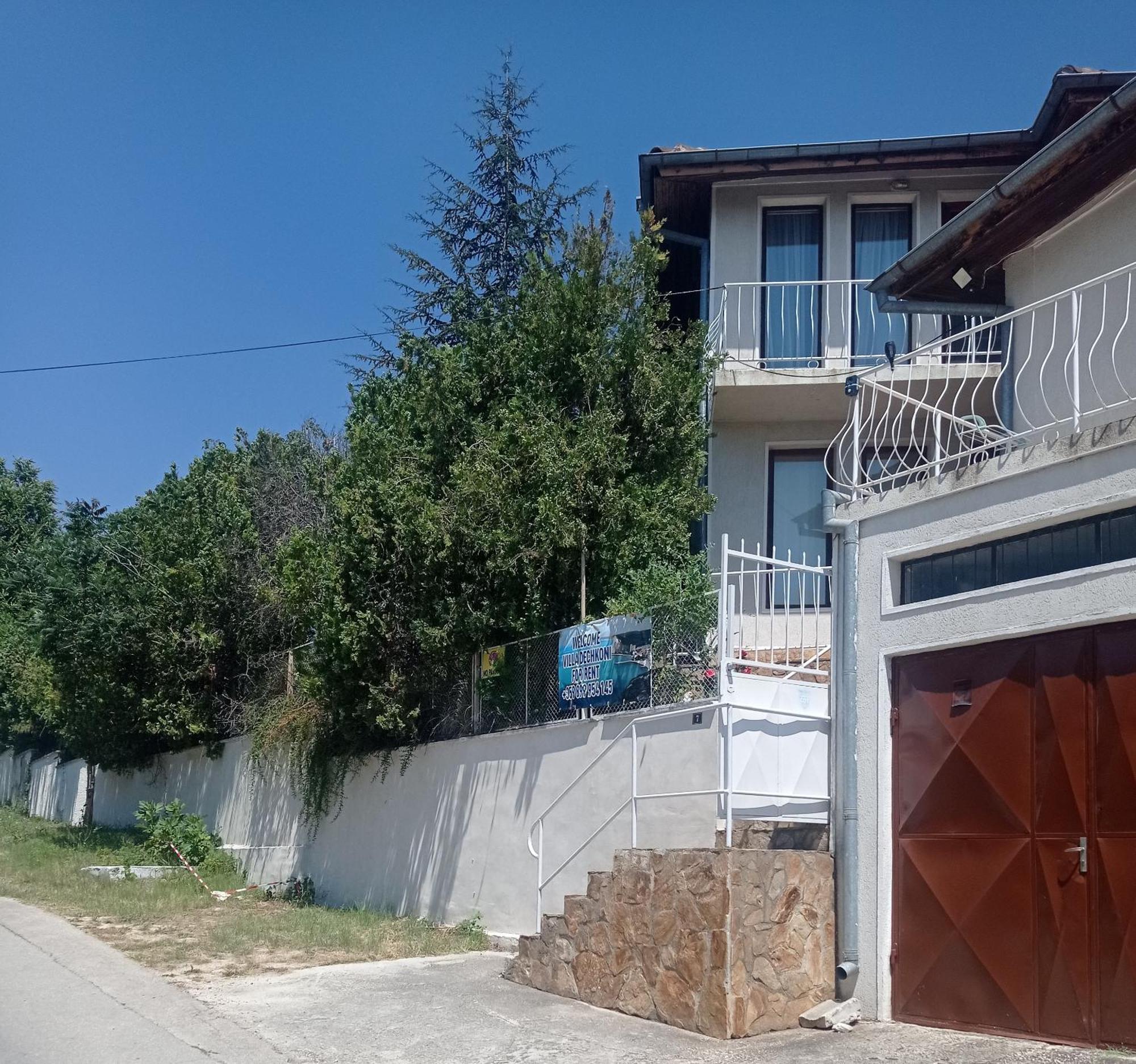 Villa Dechkoni Kavarna Exteriör bild
